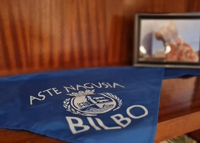 Nuevo, Luminoso Y Céntrico. Parking Gratis Apartamento Bilbao