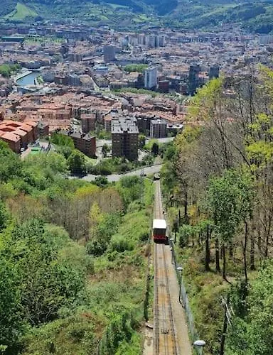 Nuevo, Luminoso Y Centrico. Parking Gratis * Bilbao