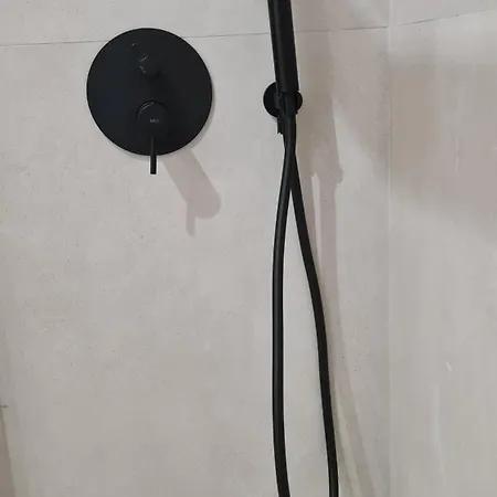 Nuevo, Luminoso Y Centrico. Parking Gratis Apartamento