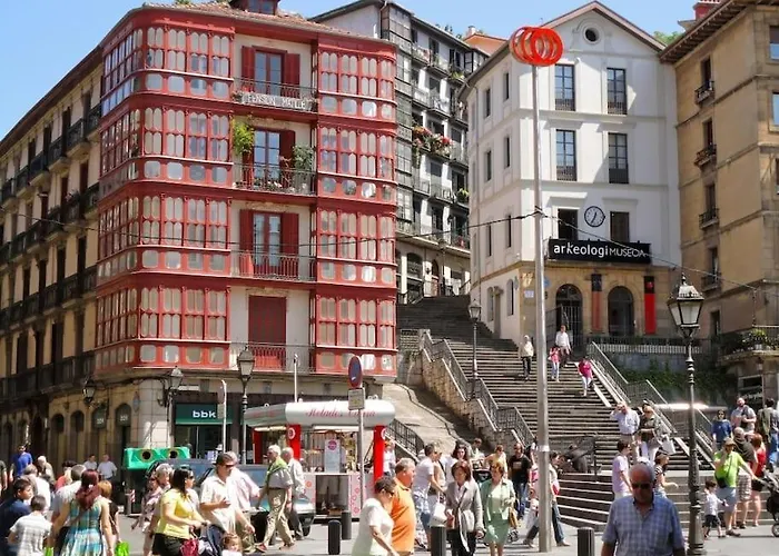 Apartamento Nuevo, Luminoso Y Centrico. Parking Gratis Bilbau